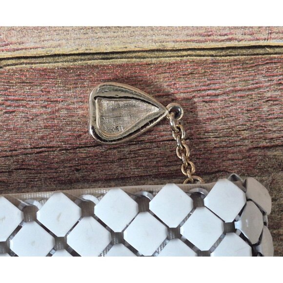 Vintage Whiting and Davis Metal White Mesh Clutch Purse Classic Classy Clean - Picture 2 of 5